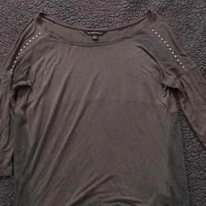 3/4 sleeve shirt